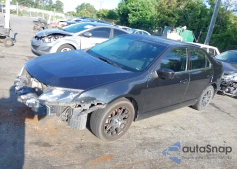 2010 Ford Fusion Se z USA, uszkodzony, nr VIN 3FAHP0HA0AR305923